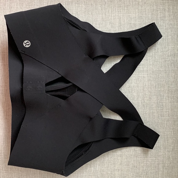Lululemon Sports Bra - Picture 2 of 4